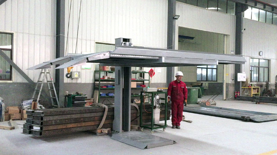 Single Post Hydraulic Cylinder Car Parking Lift for Home Garages supplier